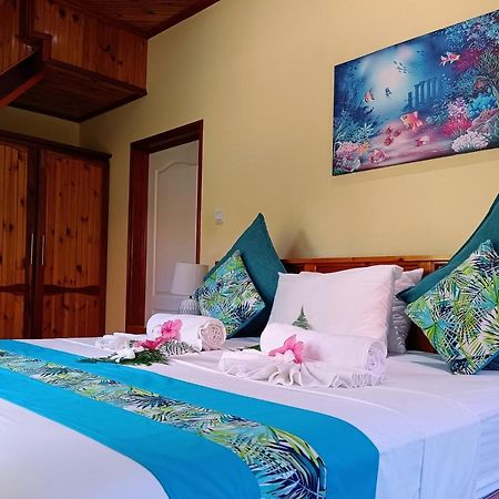Badamier Self-Catering Apartment La Digue Bagian luar foto