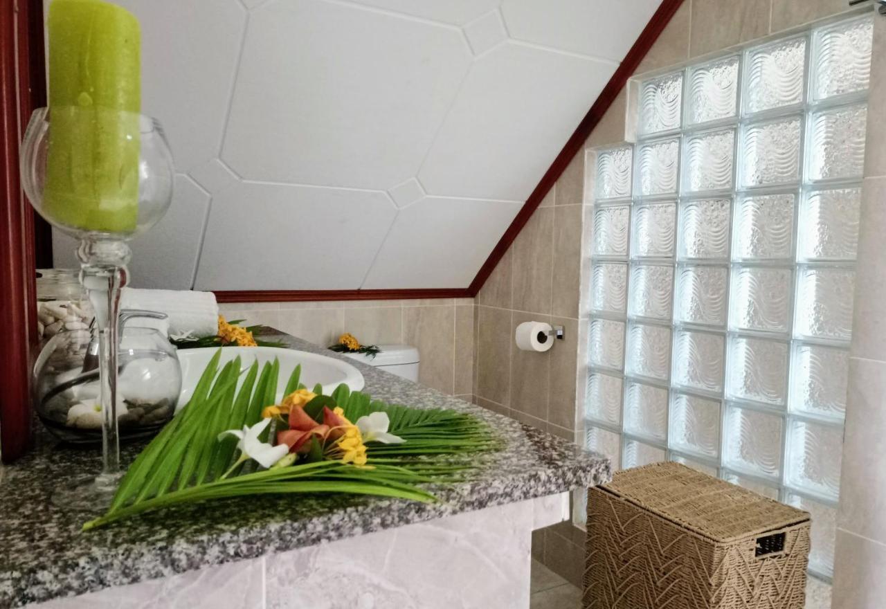 Badamier Self-Catering Apartment La Digue Bagian luar foto